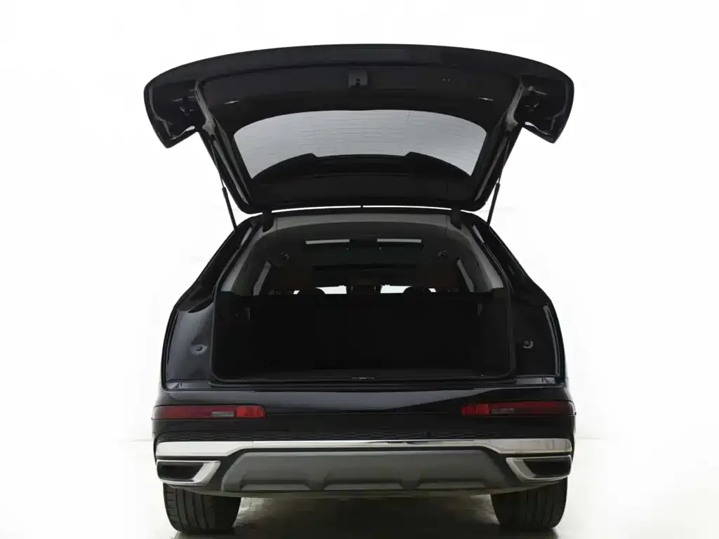 Audi Q7 2021 из CN, фото 5