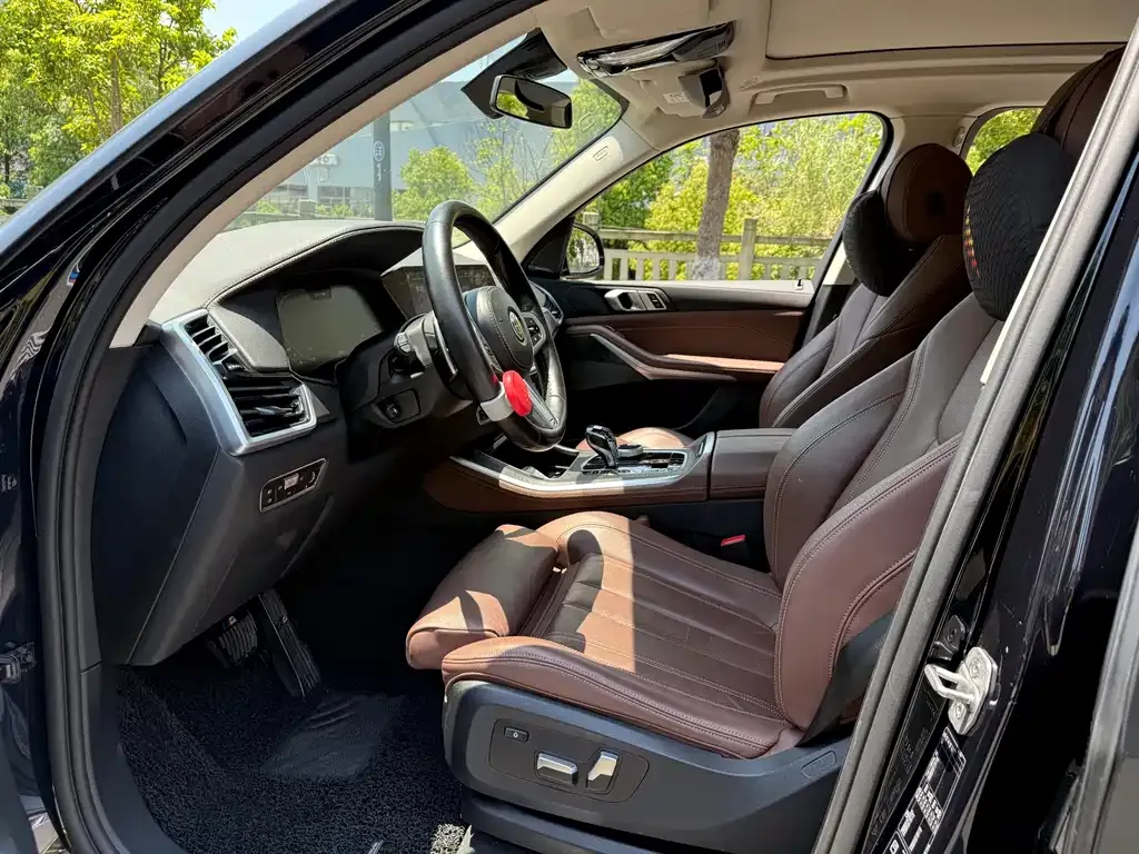 BMW X5 (Import) 2021 из CN, фото 2
