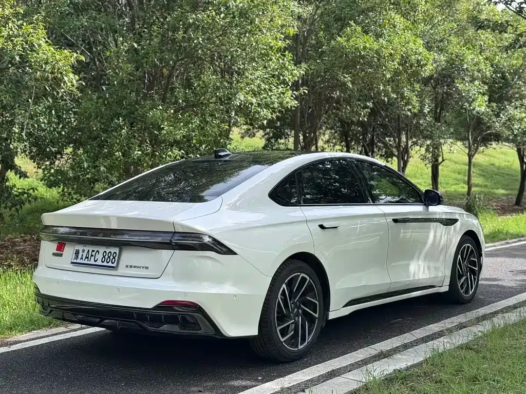 Lincoln Z 2022 из CN, фото 9