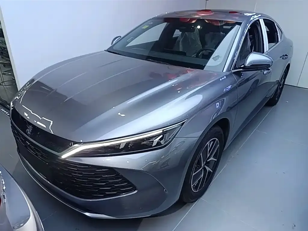 BYD Qin L — фото 9