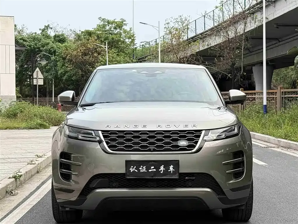 Land Rover Evoque — фото 1