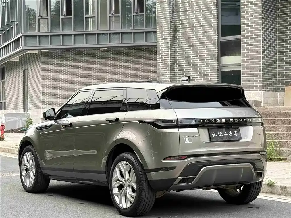 Land Rover Evoque — фото 6