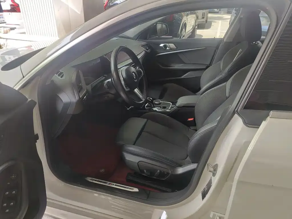 BMW 2 Series (Import) 2023 из CN, фото 6