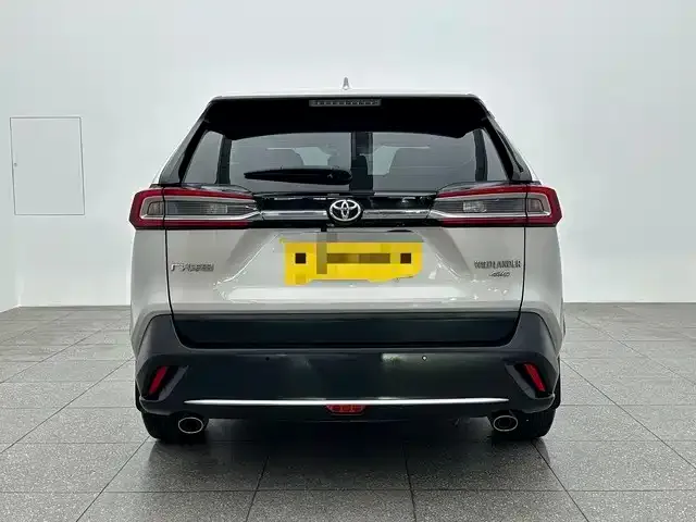 Toyota Wildlander — фото 9
