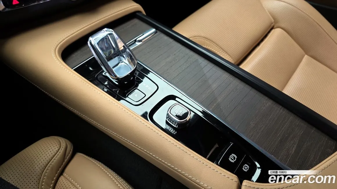 Volvo S90 2023 из KR, фото 9