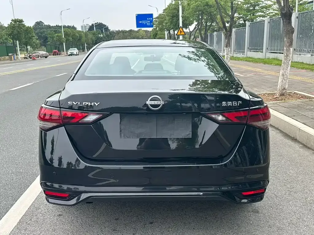 Nissan Sylphy — фото 9