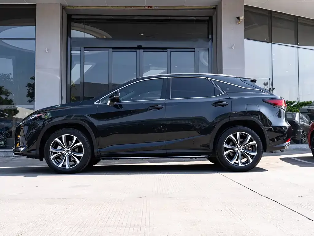Lexus RX — фото 8