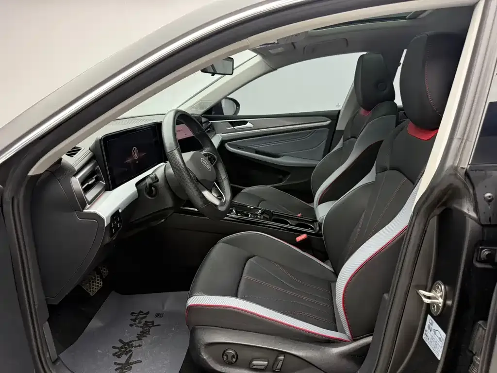 Volkswagen Lamando 2023 из CN, фото 6