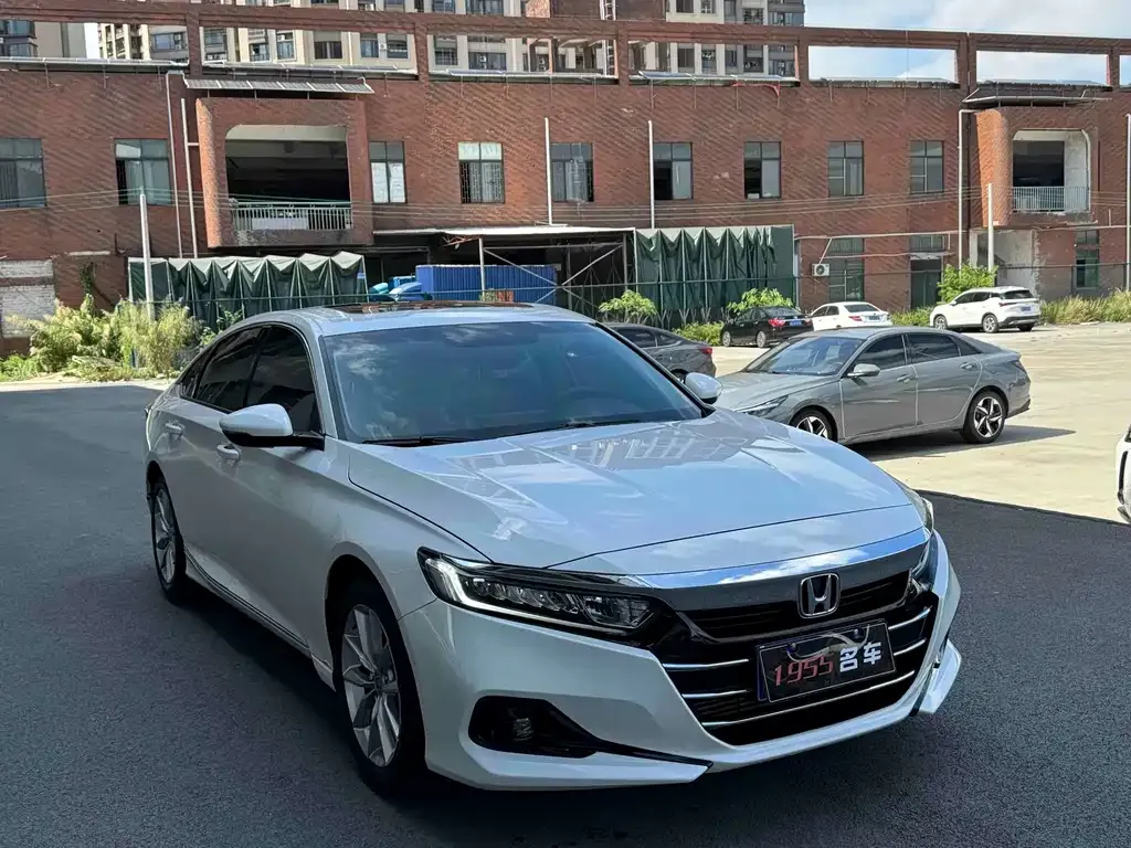 Honda Accord — фото 4