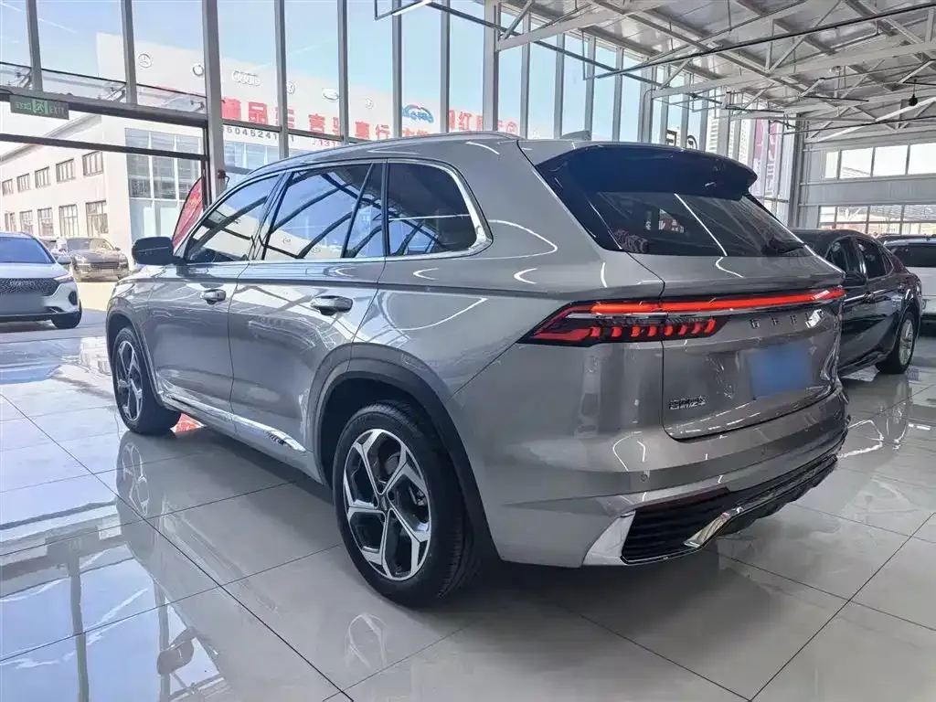 Geely Xingyue L — фото 10