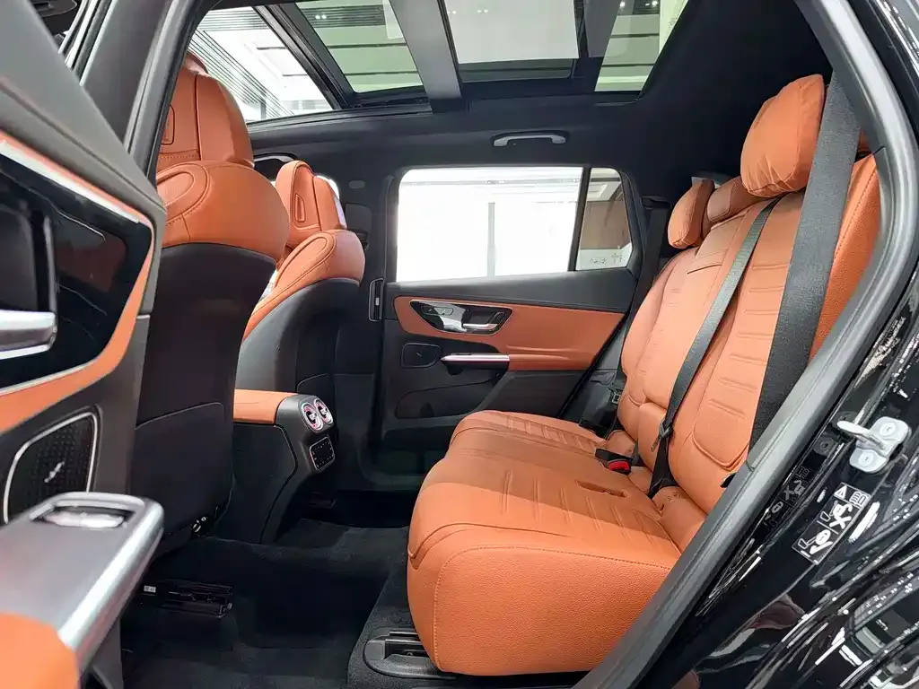 Mercedes-Benz GLC 2023 из CN, фото 10