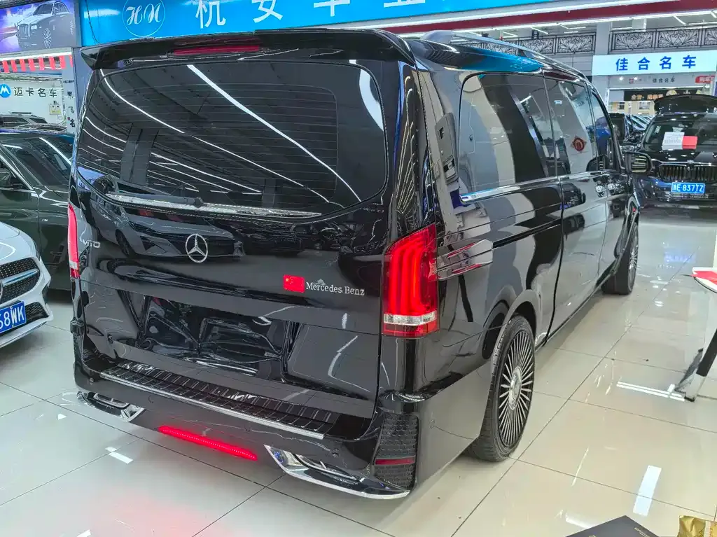 Mercedes-Benz Vito — фото 10