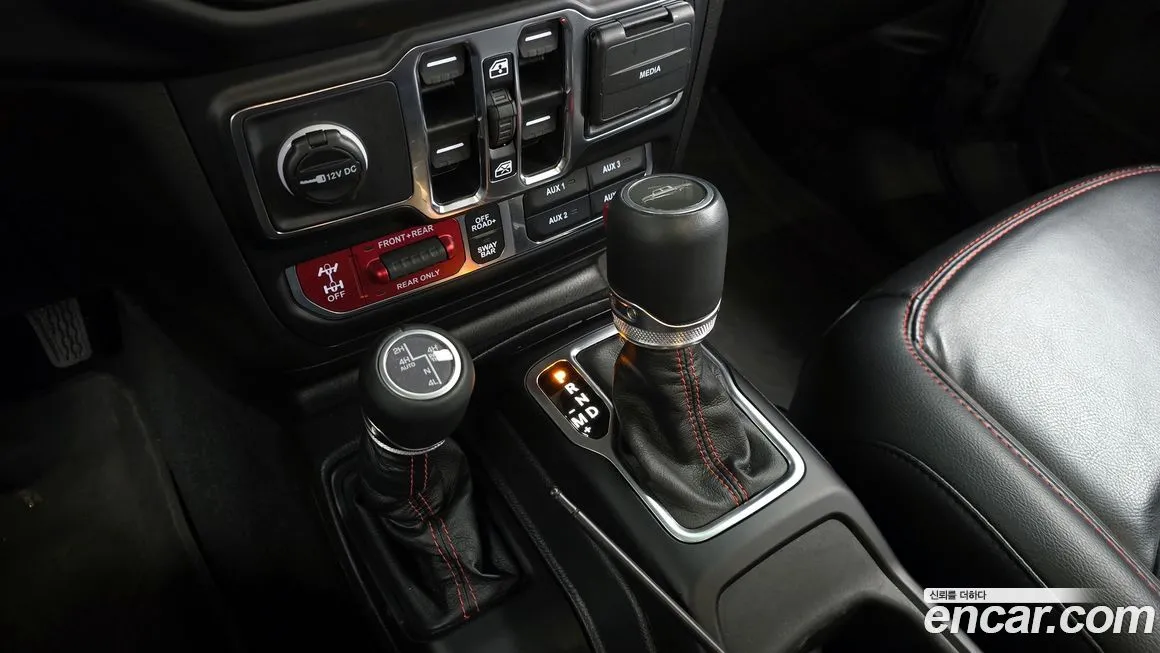 Jeep Gladiator 2023 из KR, фото 8