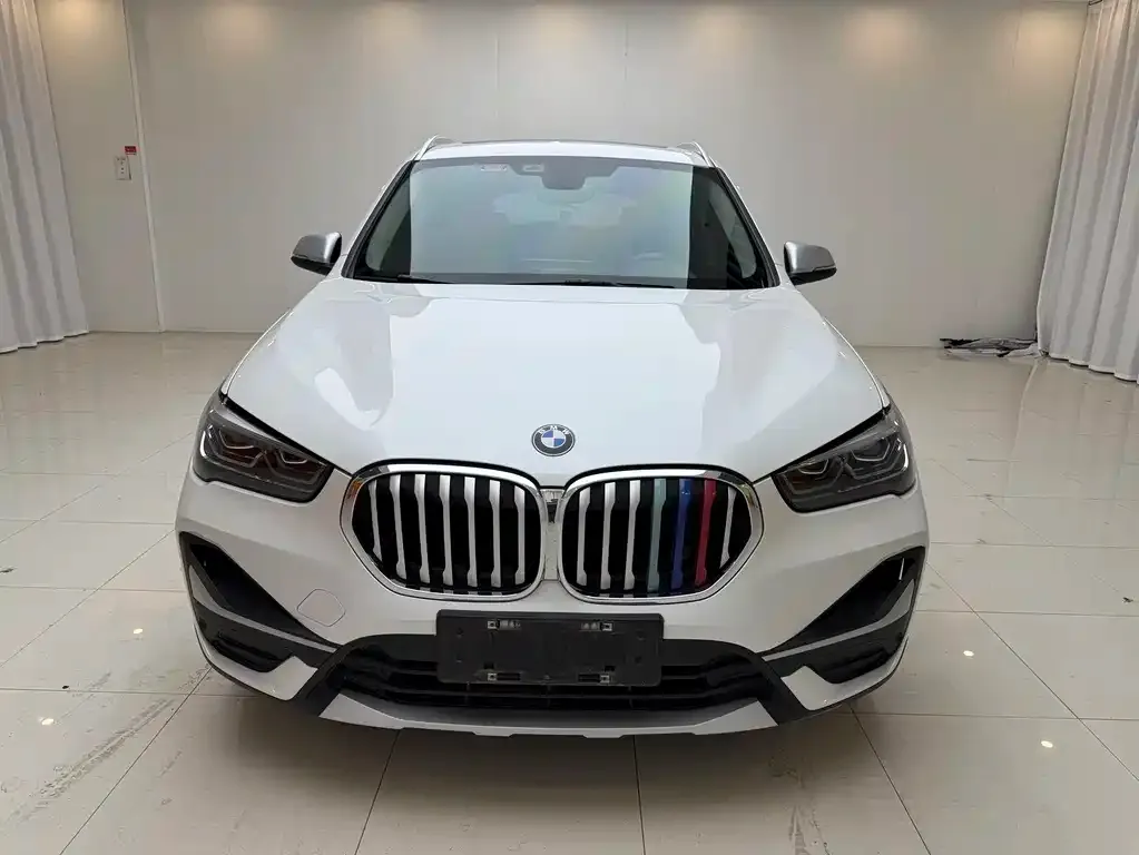 BMW X1 — фото 3