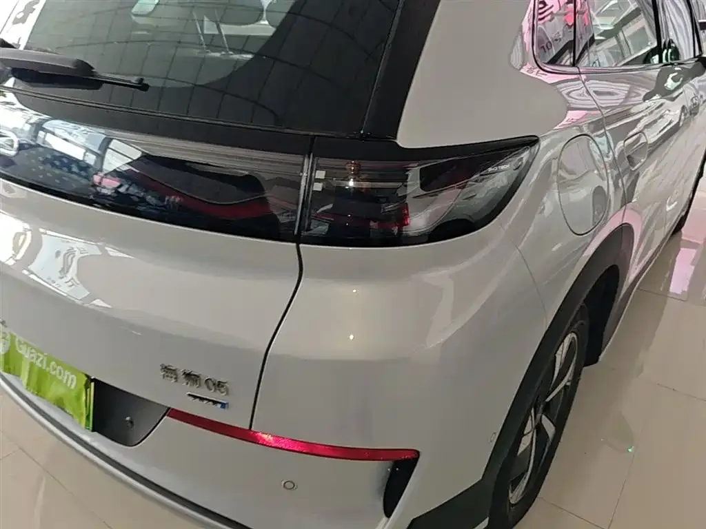 BYD Hiace 05 EV — фото 9
