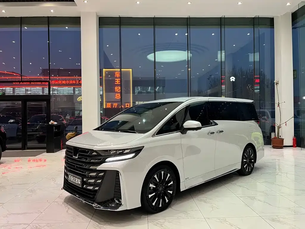 Toyota Vellfire — фото 9