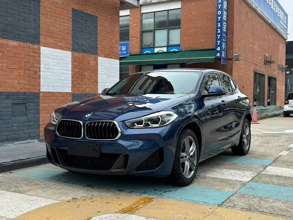 BMW X2 — фото 1