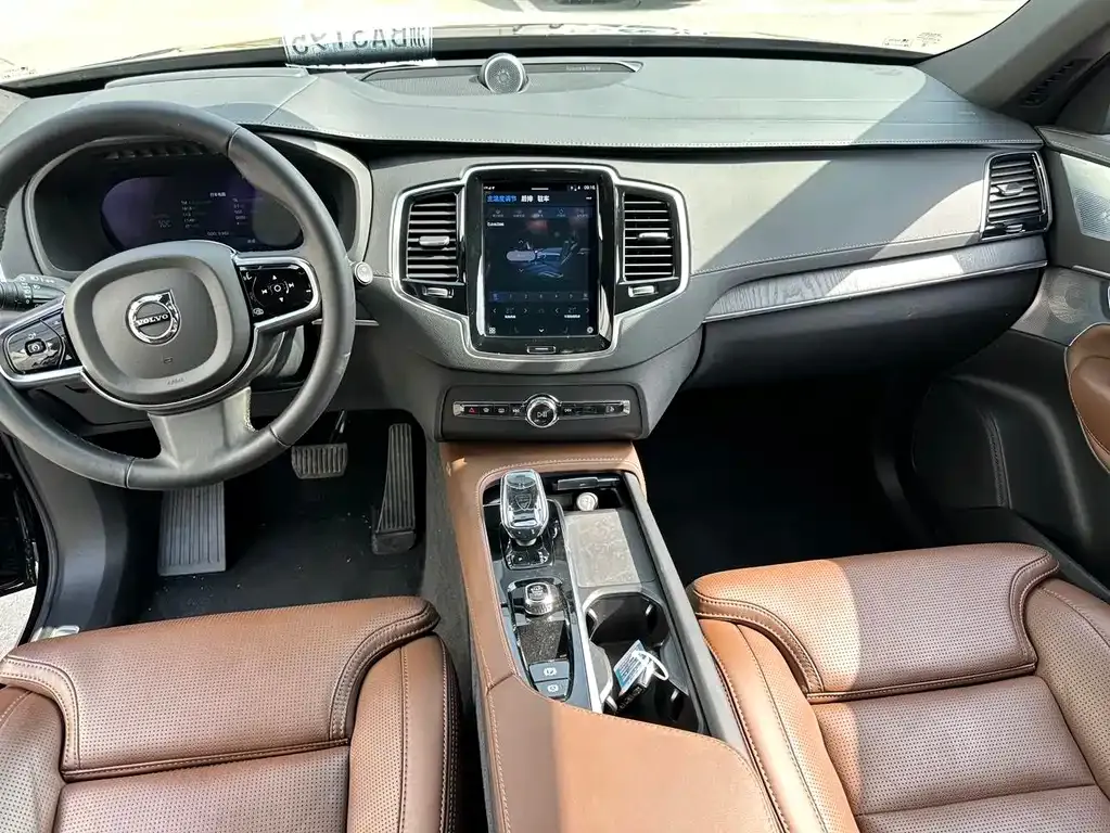 Volvo XC90 PHEV 2023 из CN, фото 10