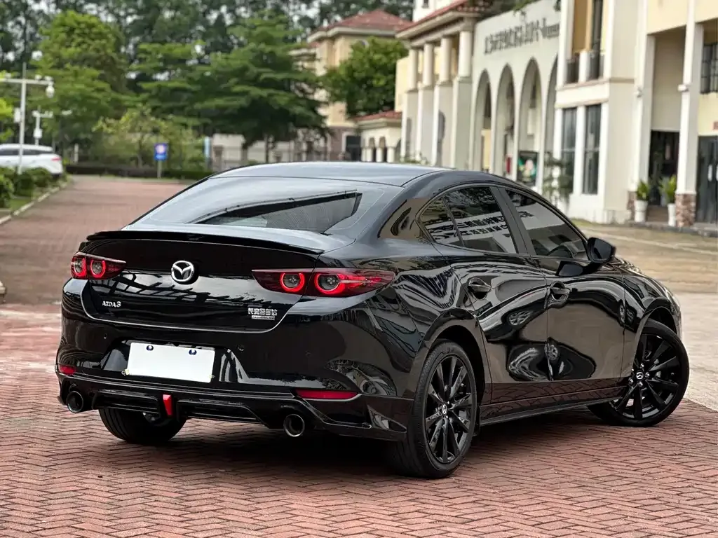 Mazda 3 Axela — фото 3