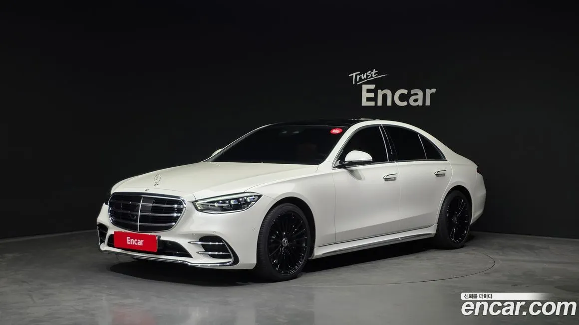 Mercedes-Benz S-Class — фото 1