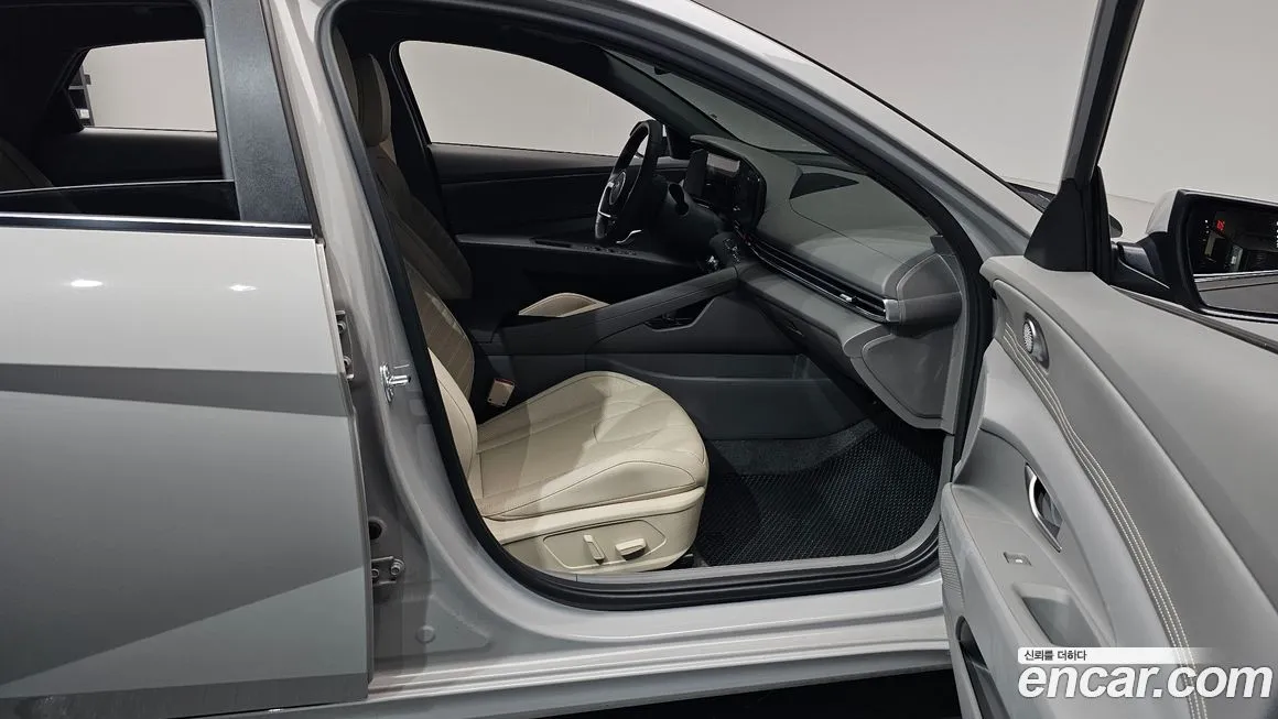 Hyundai AVANTE — фото 2