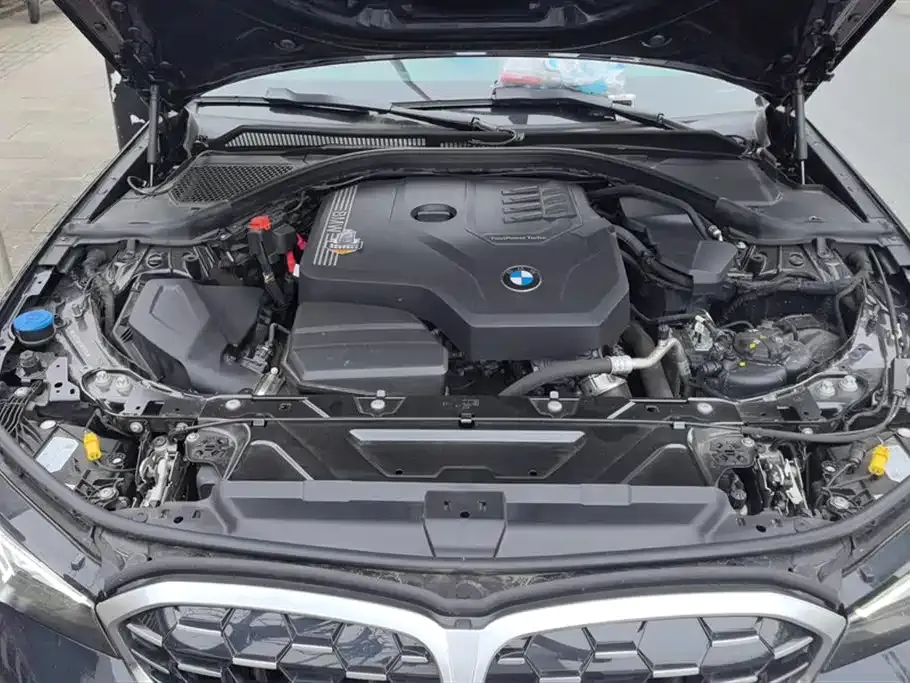 BMW 3 Series 2025 из CN, фото 10