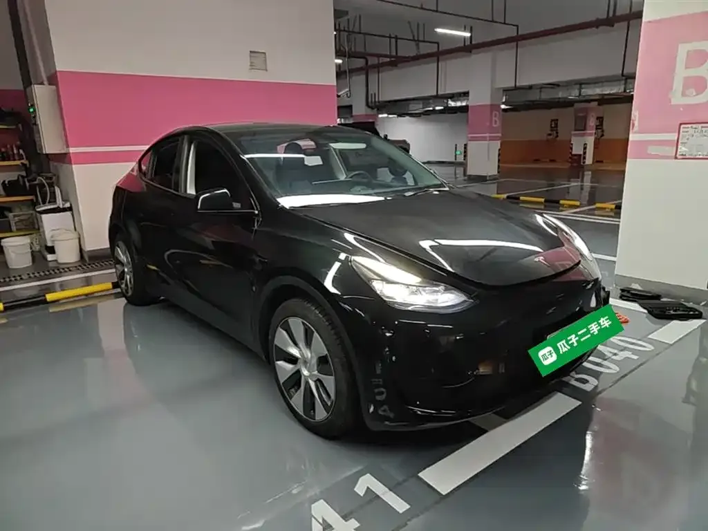 Tesla Model Y — фото 2