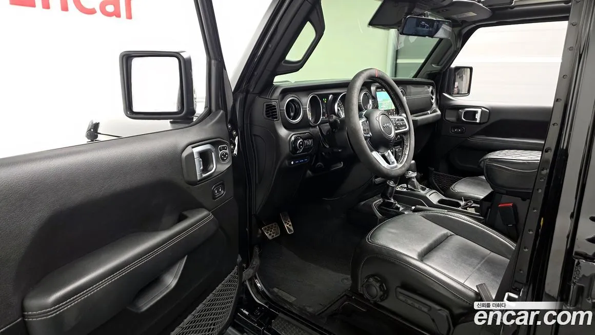 Jeep Wrangler 2022 из KR, фото 8