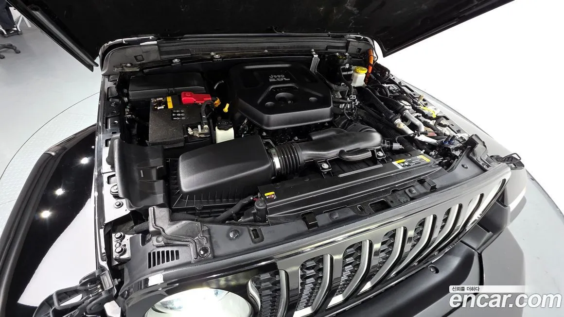 Jeep Wrangler 2022 из KR, фото 6