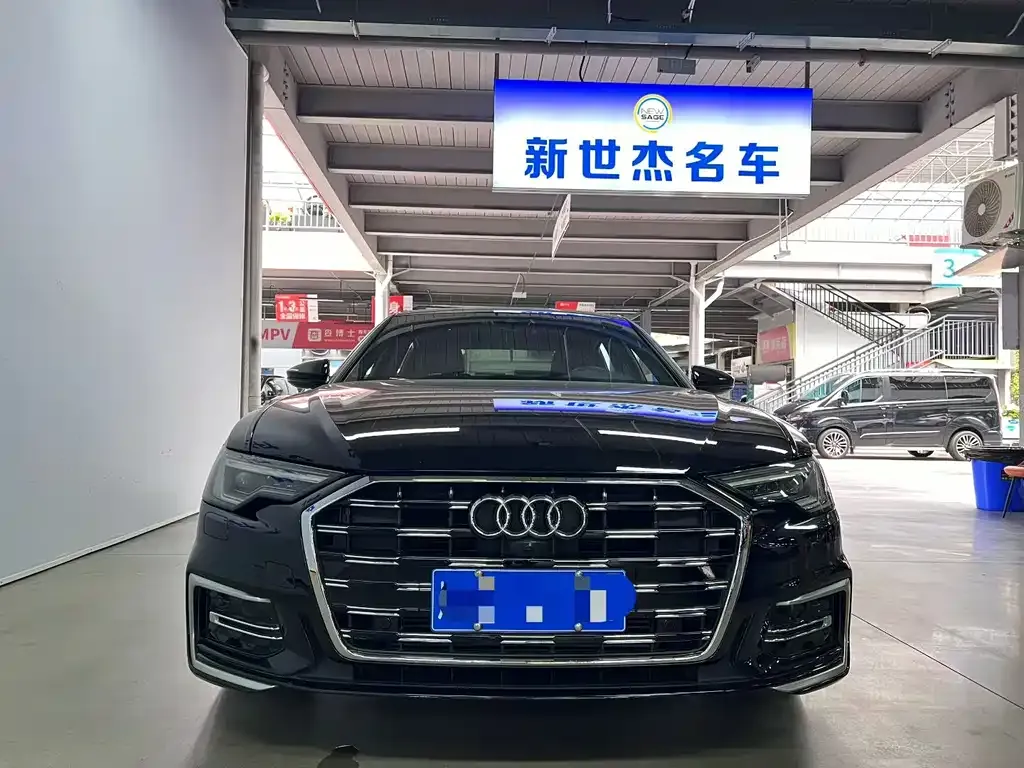 Audi A6L — фото 2