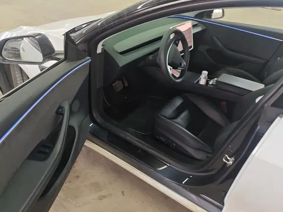 Tesla Model 3 — фото 6