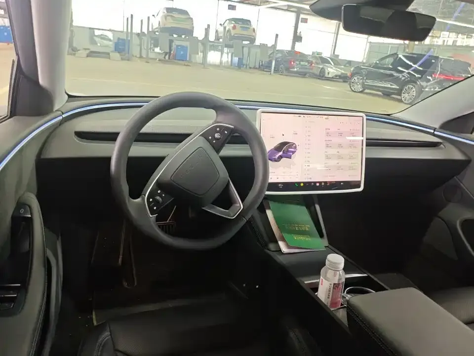 Tesla Model 3 — фото 2
