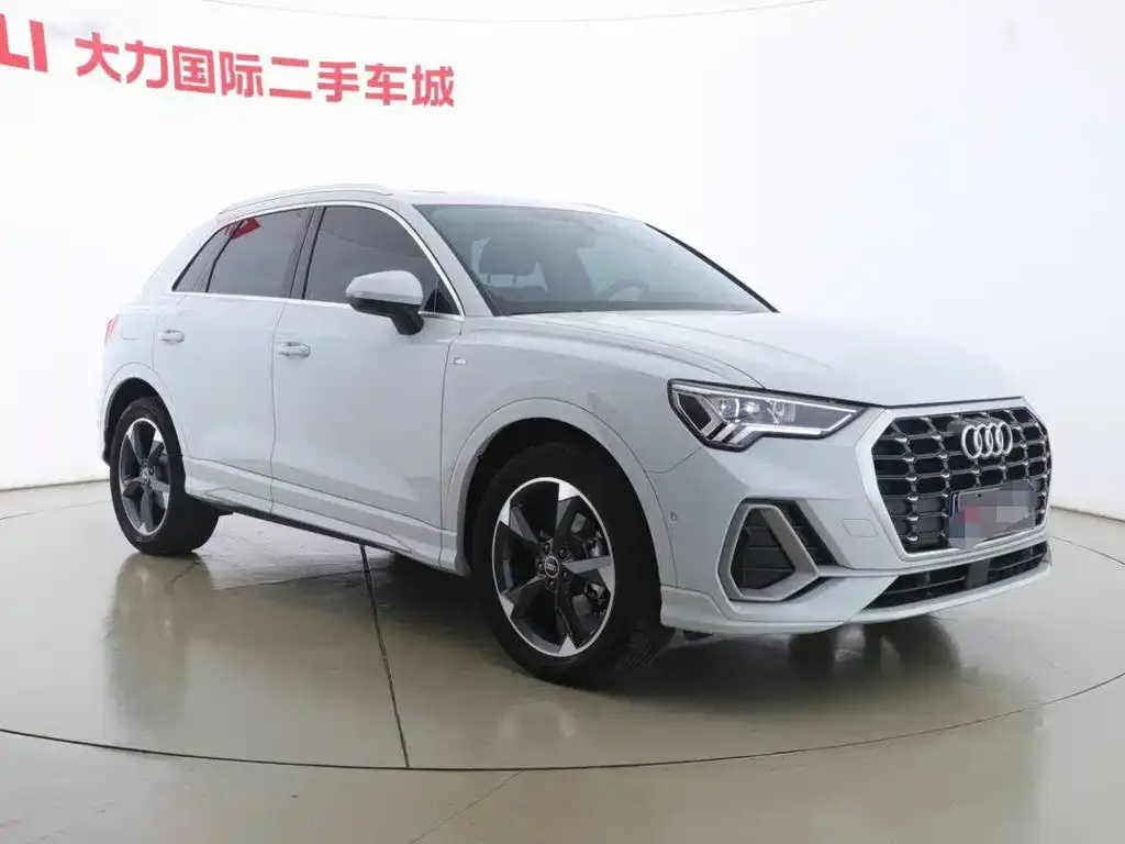 Audi Q3 2023 из CN, фото 8
