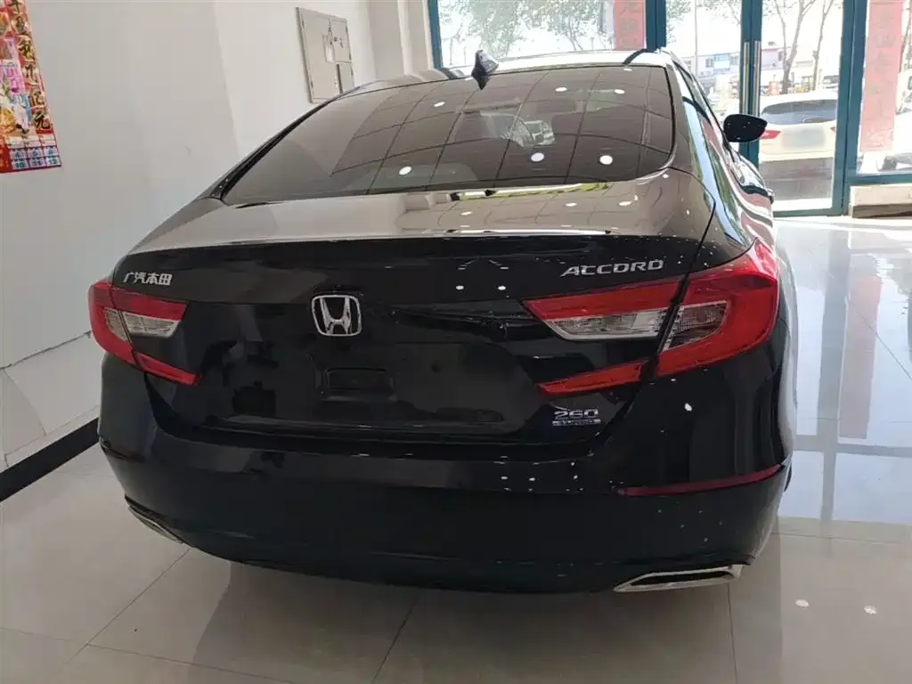 Honda Accord — фото 2
