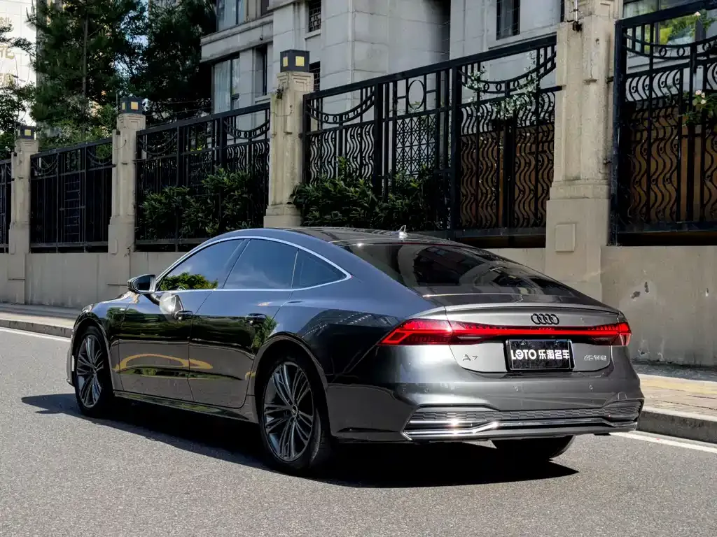 Audi A7 — фото 5