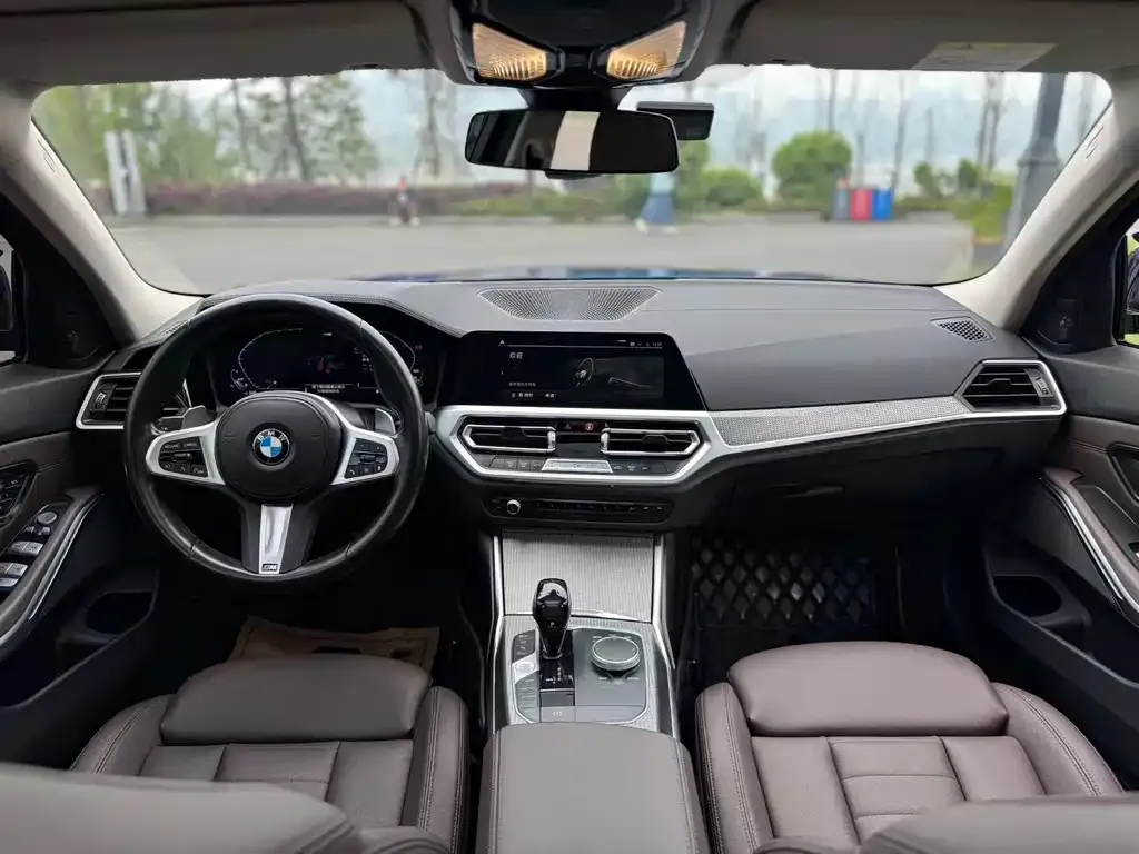 BMW 3 Series 2021 из CN, фото 3