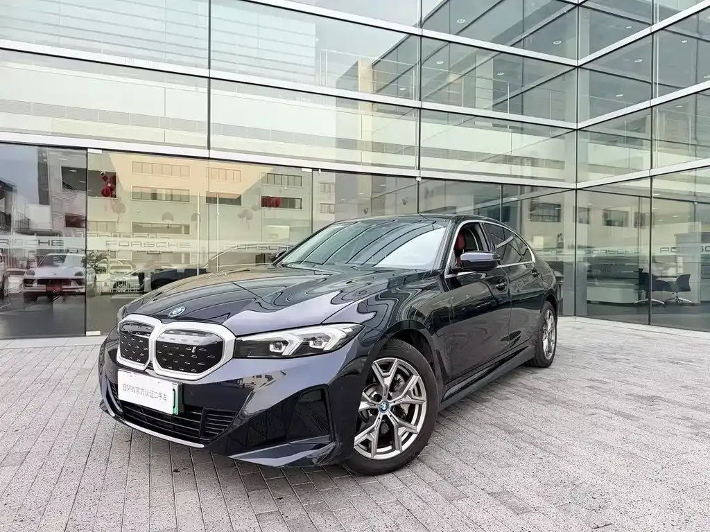 BMW i3 — фото 1