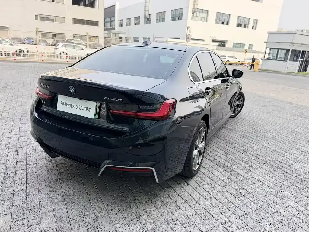 BMW i3 — фото 10