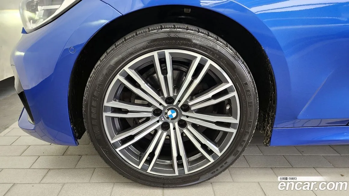 BMW 3-Series 2021 из KR, фото 7