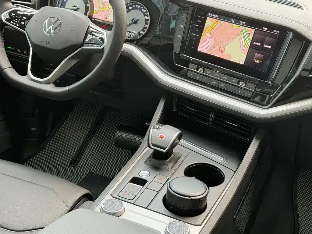 Volkswagen Touareg 2022 из CN, фото 9