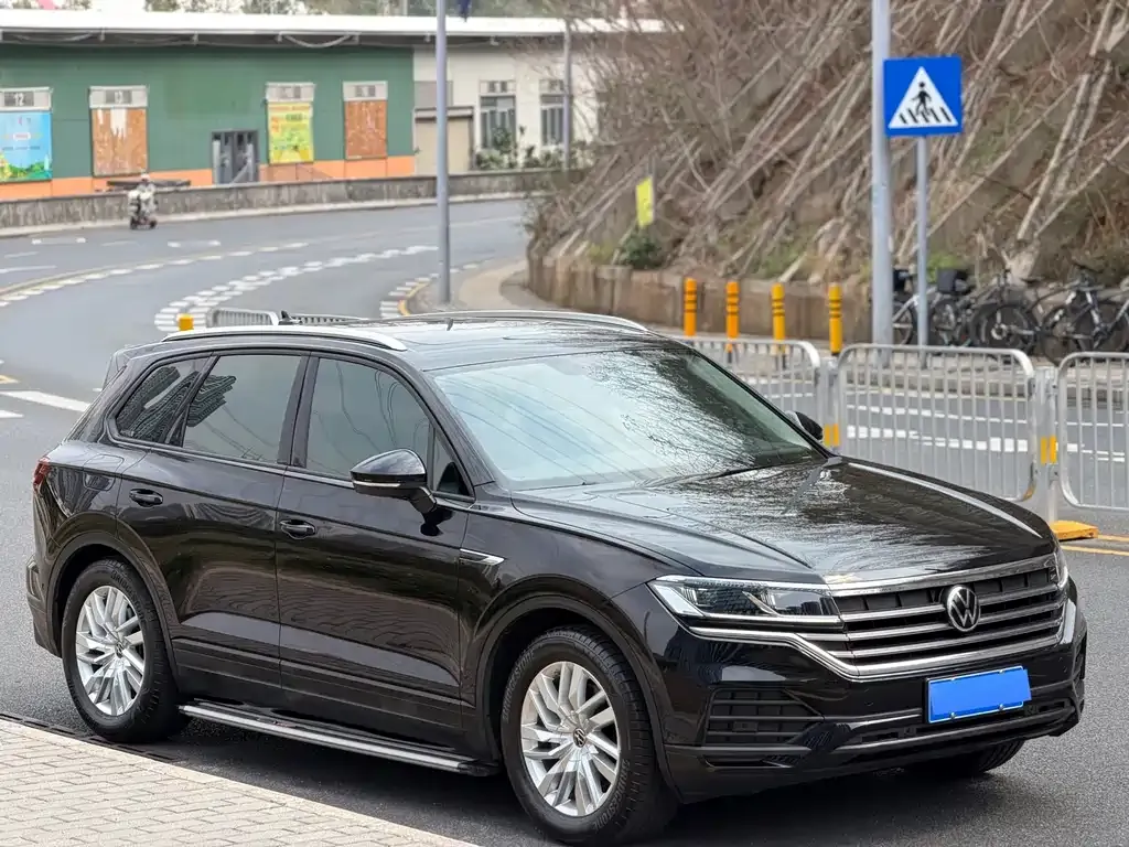Volkswagen Touareg 2022 из CN, фото 5