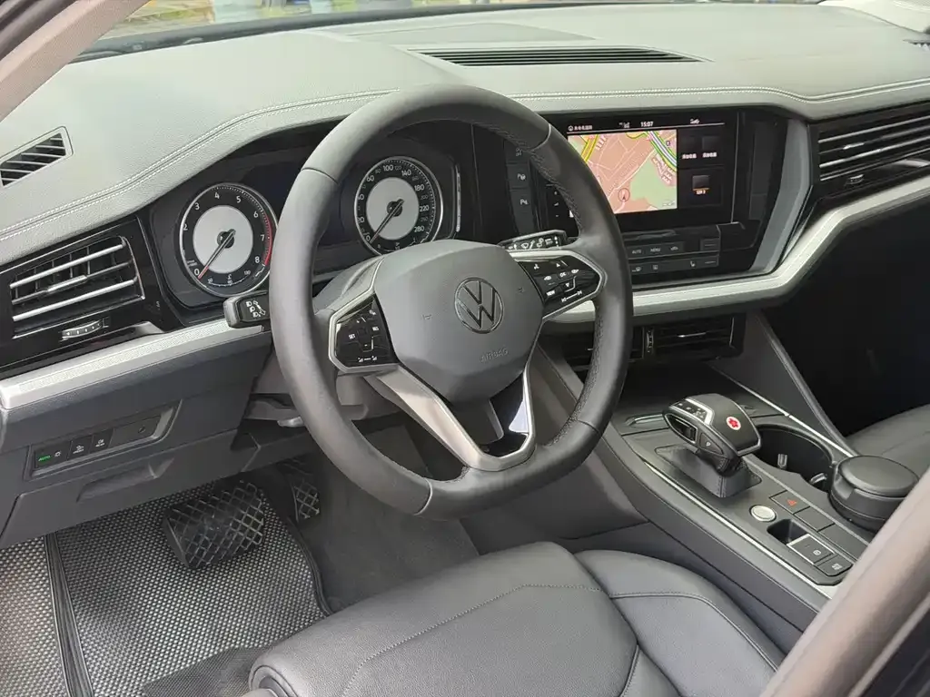 Volkswagen Touareg 2022 из CN, фото 6