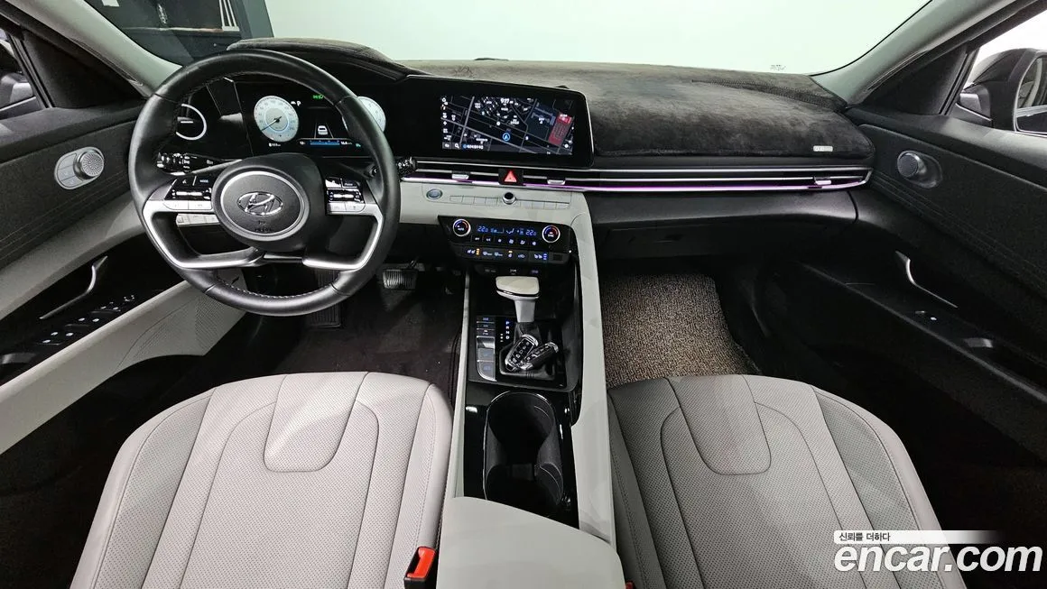 Hyundai AVANTE — фото 8