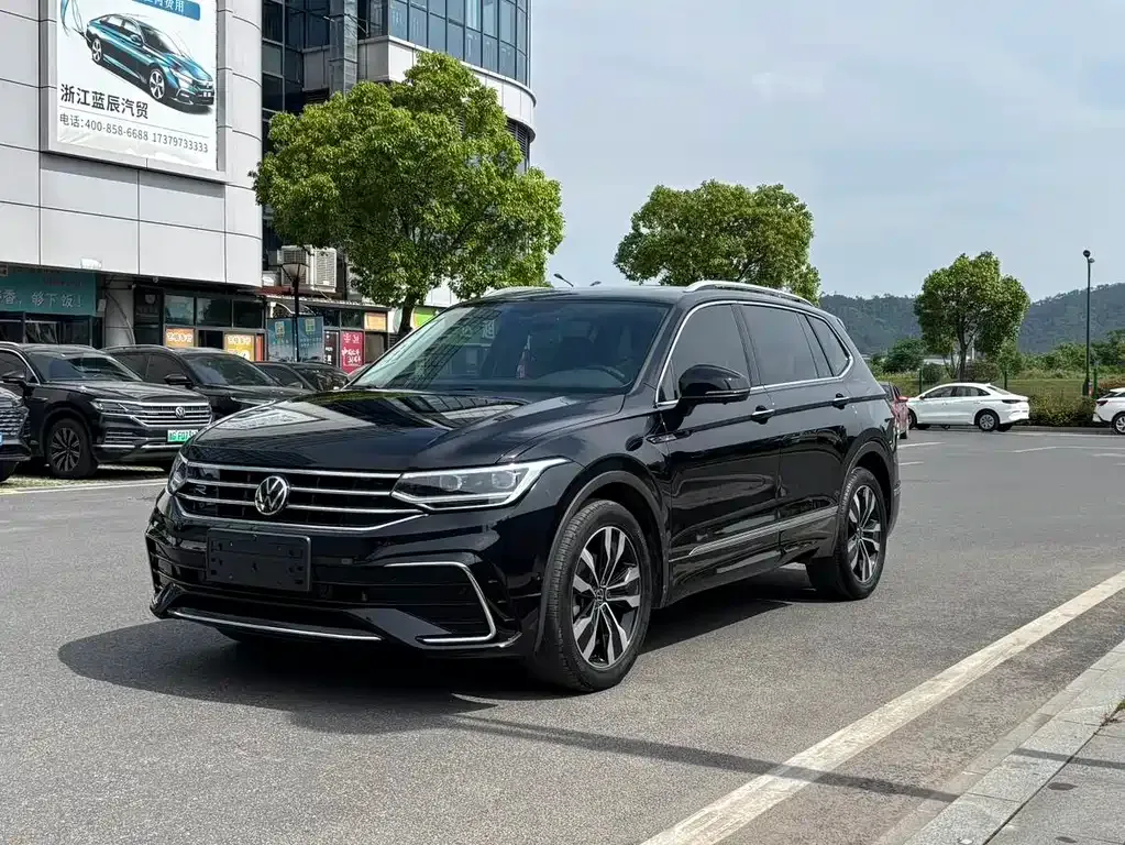 Volkswagen Tiguan L 2023 из CN, фото 1