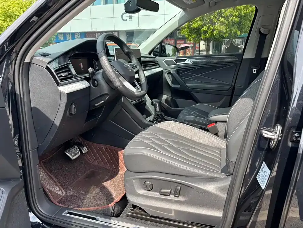 Volkswagen Tiguan L 2023 из CN, фото 8