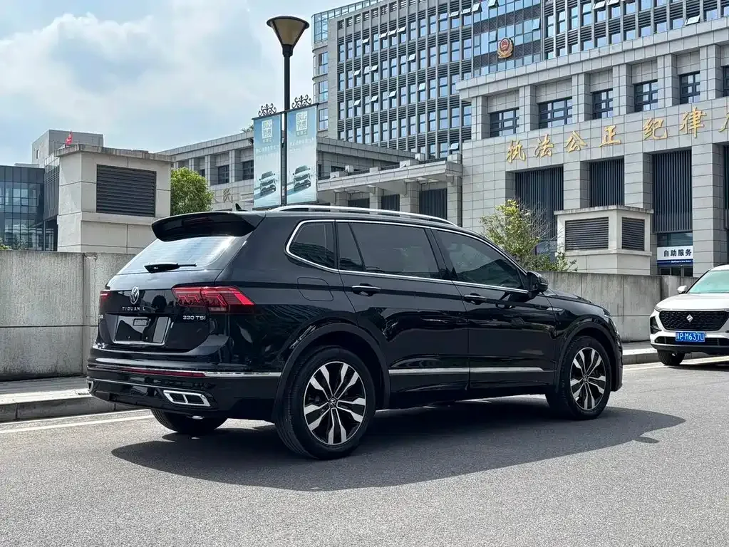 Volkswagen Tiguan L 2023 из CN, фото 4