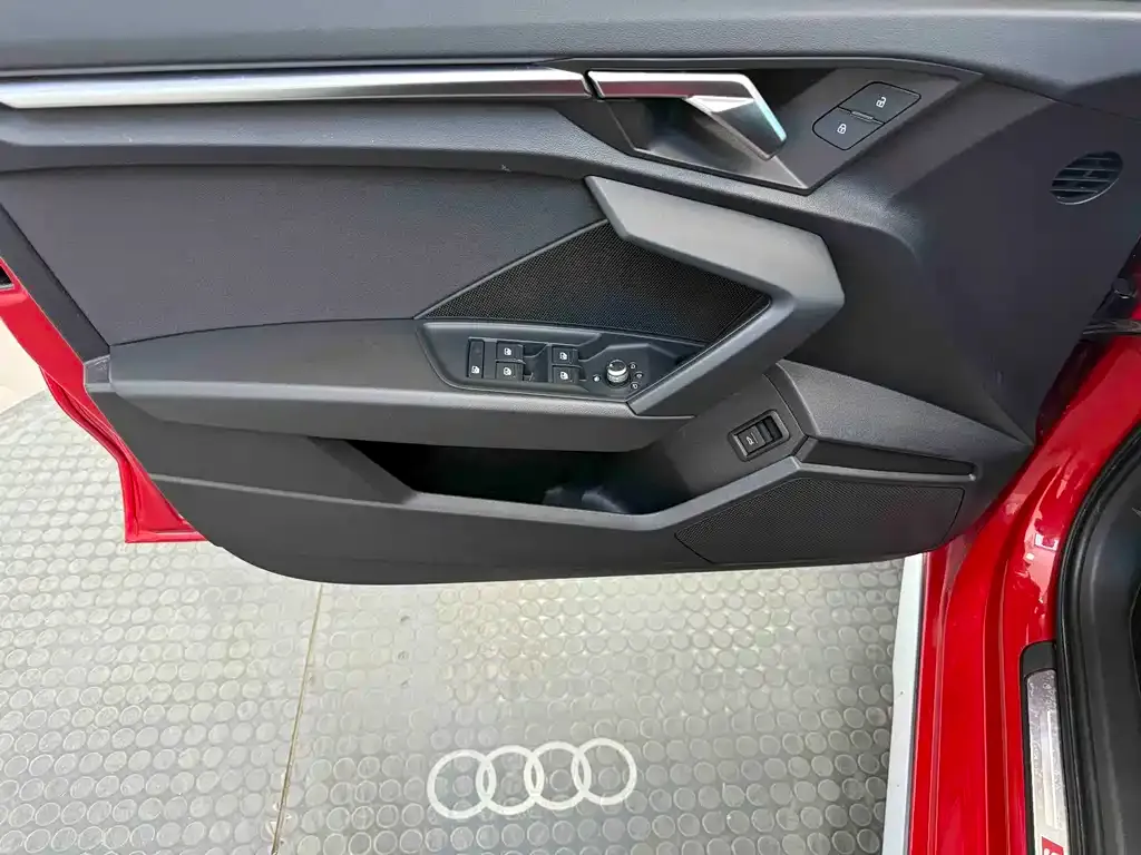 Audi A3 — фото 10