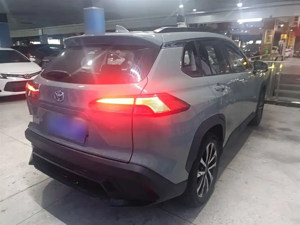 Toyota Corolla Cross — фото 2