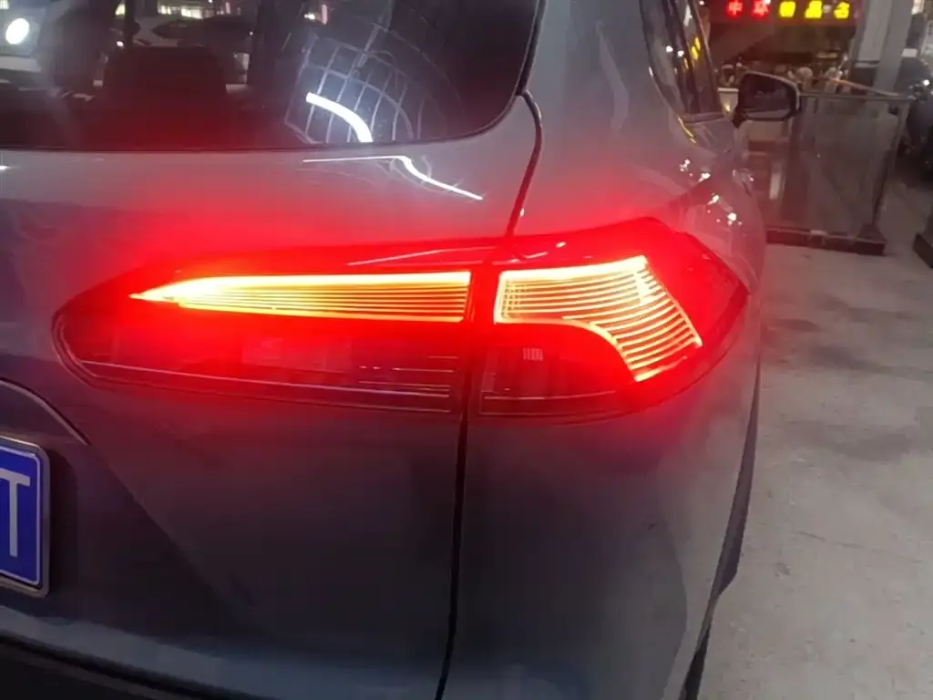 Toyota Corolla Cross — фото 4