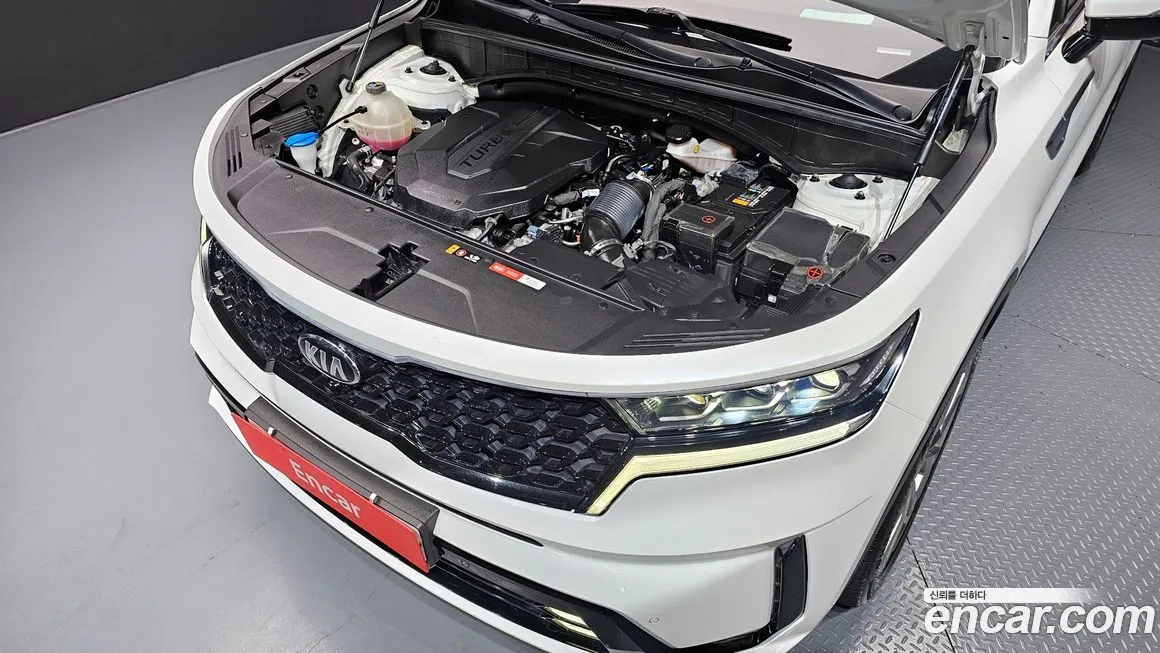 Kia Sorento — фото 6